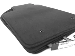 Fußmatten Toyota Avensis T25 Original Qualität Auto Teppich Tuning 4-teilig Schwarz NEU -Duswagen Verkaufe 9b3a279a194307ad0d205a1f0314516e