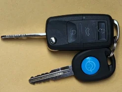 ElektroMobil LinLong E-Auto MopedAuto Seniorenmobil ElektroAuto Kabinenroller Max. 10kW! -Duswagen Verkaufe f6eecb7f012c2678283eb436aaa5386a